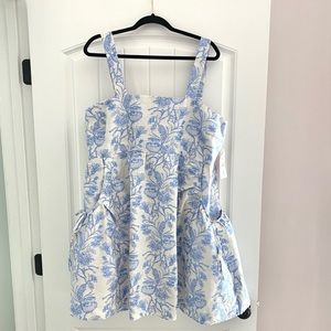 Alterd state arula beautiful dress size 14 A bnwt